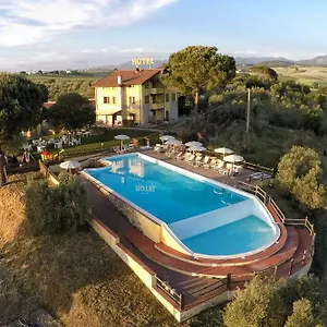 https://tenuta-la-lupa.it-tuscanyhotel.com