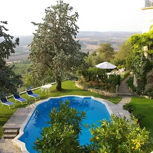 https://hotel-villa-clodia.it-tuscanyhotel.com