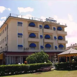 https://hotel-colombo-lido-di-camaiore.it-tuscanyhotel.com